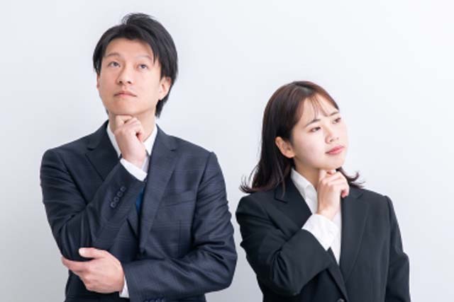 考える社員